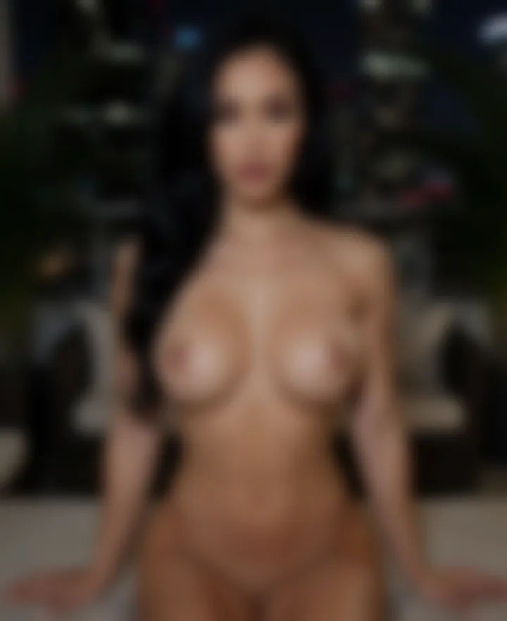 Estrella, a private photo, blurred until unlocked